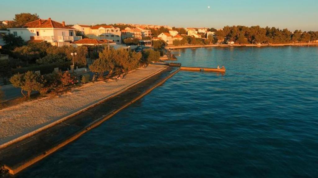 Green Oasis For Two, 30 Meters From Sea Apartment Zadar Exterior photo